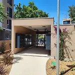 Classé 3 étoiles à 150m De La * Fréjus
