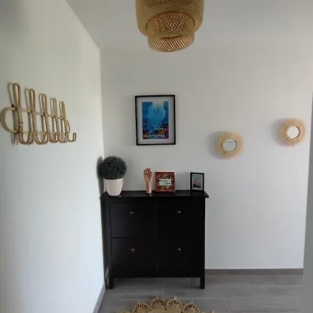 Διαμέρισμα Appartement Bleu Azur Proche De La Plage Fréjus
