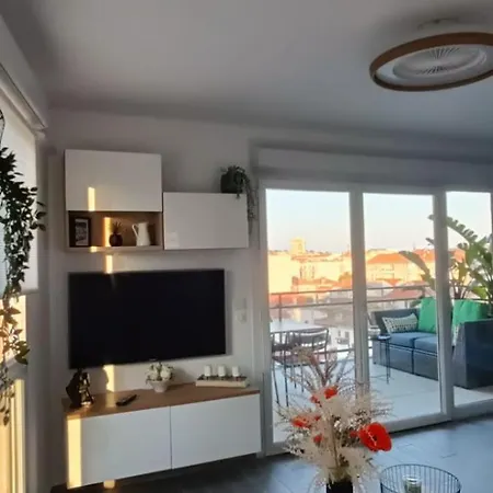 Appartamento Classé 3 étoiles à 150m De La Fréjus