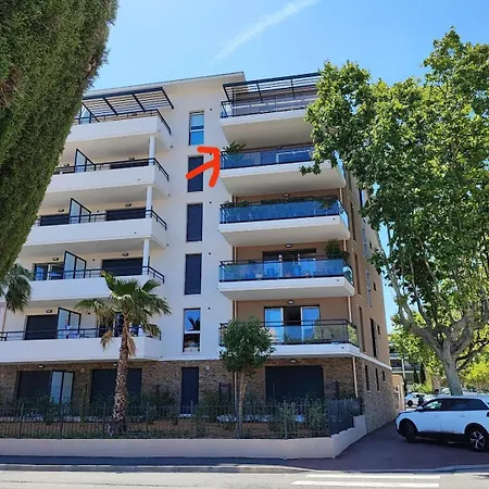 Apartamento Classé 3 étoiles à 150m De La Fréjus