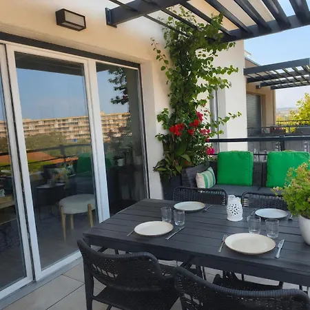 Διαμέρισμα Appartement Bleu Azur Proche De La Plage *